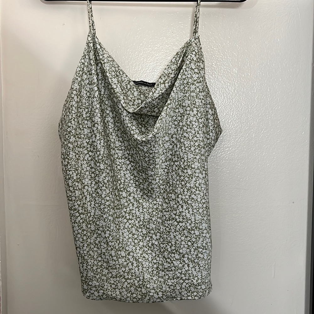 Abercrombie top